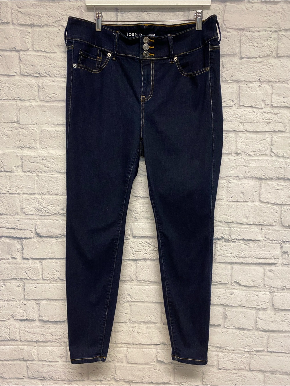 torrid Super Soft Jegging Dark Wash Jeans Size 16R